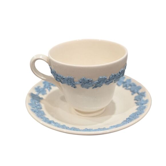 Wedgwood #2243 20th Century 40's-80's Embossed Queens Ware tea set serving piece - Picture 3 of 11